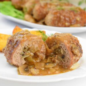 Zrazy faszerowane pieczarkami