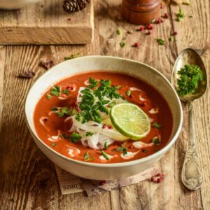 Azjatycka zupa pomidorowa
