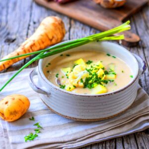 Zupa chrzanowa z ziemniakami